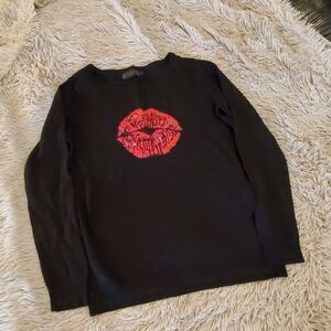 Cute lips Forenza sweater